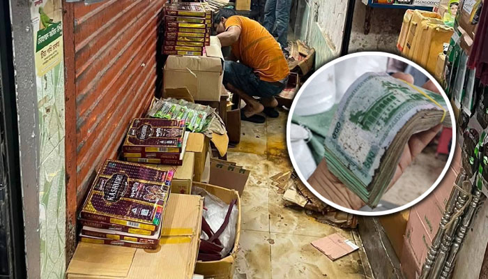 টানা বৃষ্টিতে আবারও ডুবলো চট্টগ্রাম, রিয়াজউদ্দিন বাজারে কোটি টাকার ক্ষতি 1 টানা বৃষ্টিতে আবারও ডুবলো চট্টগ্রাম, রিয়াজউদ্দিন বাজারে কোটি টাকার ক্ষতি 1